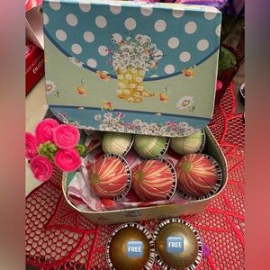 Nespresso VERTUO Decorative Floral gift set